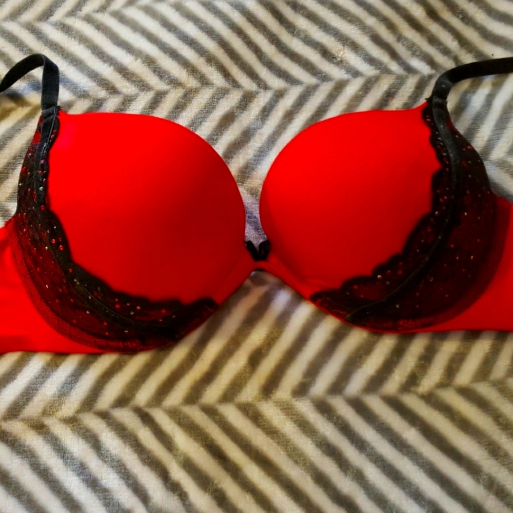 Victorias secret Very Sexy Push up